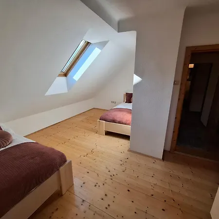 Stadt Juwel Nyaraló Mürzzuschlag